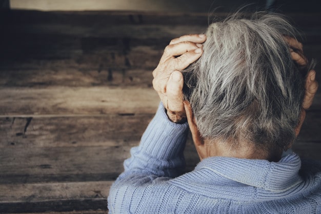 Dementia in Older Adults: Symptoms and Causes